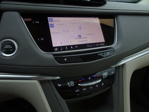 Used 2024 Cadillac XT5 Premium Luxury AWD/4WD image 18