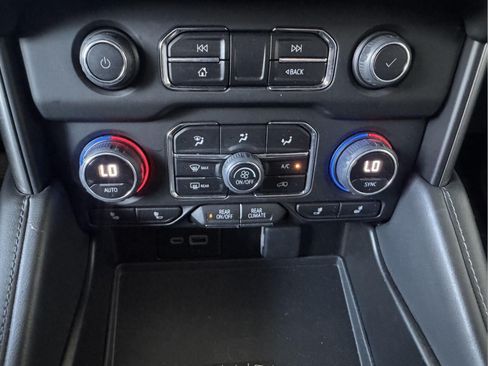 Used 2023 Chevrolet Tahoe LT AWD/4WD image 20