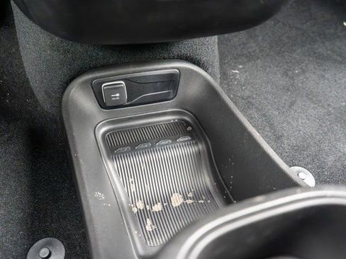 New 2026 Chrysler Pacifica Select image 23