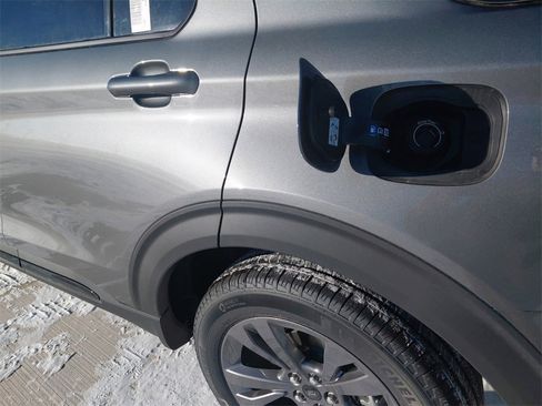 New 2026 Ford Explorer Active w/ Active Comfort Package image 28