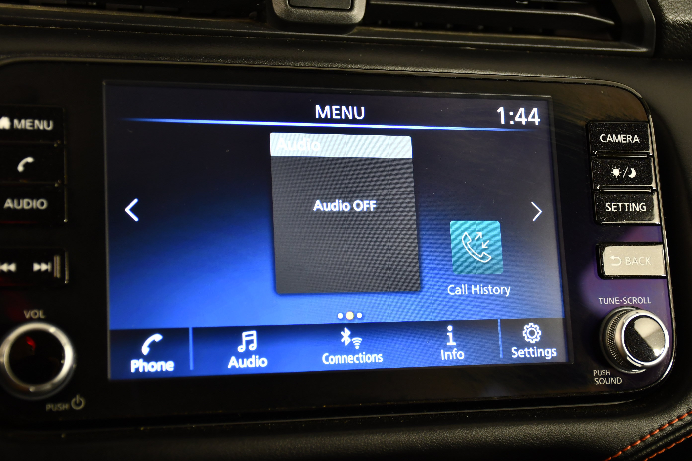 Used 2024 Nissan Versa SR FWD image 26