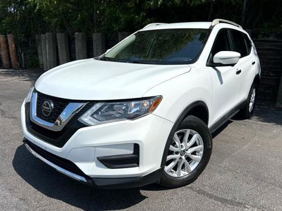 Used 2017 Nissan Rogue SV w/ SV Premium Package