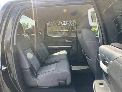 Used 2016 Toyota Tundra SR5 w/ TRD Off Road Package AWD/4WD image 16