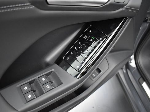 New 2027 Audi Q6 e-tron Premium Plus AWD/4WD image 6