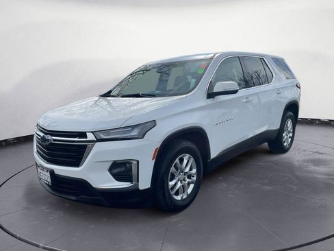 Used 2023 Chevrolet Traverse LS w/ Safety Package AWD/4WD image 3