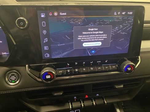 New 2025 Chevrolet Colorado LT w/ LT Convenience Package image 11