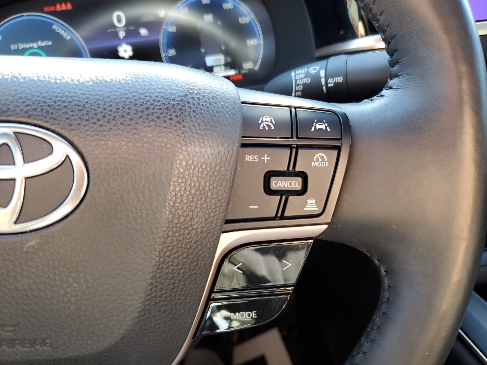 Used 2023 Toyota Crown w/ Advanced Technology Package AWD/4WD image 24