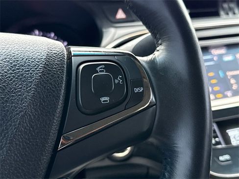 Used 2016 Toyota Avalon Touring image 27