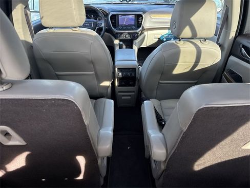 Certified 2017 GMC Acadia Denali w/ Technology Package image 21