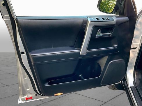 Certified 2023 Toyota 4Runner SR5 Premium w/ Moonroof Package AWD/4WD image 21