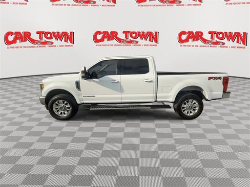 Used 2019 Ford F250 Lariat w/ Lariat Value Package image 5