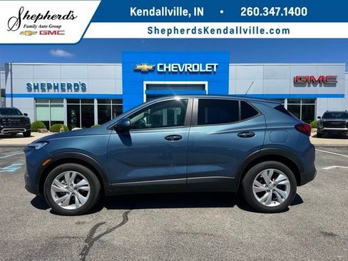 Used 2025 Buick Encore GX Preferred w/ Comfort Package FWD image 1