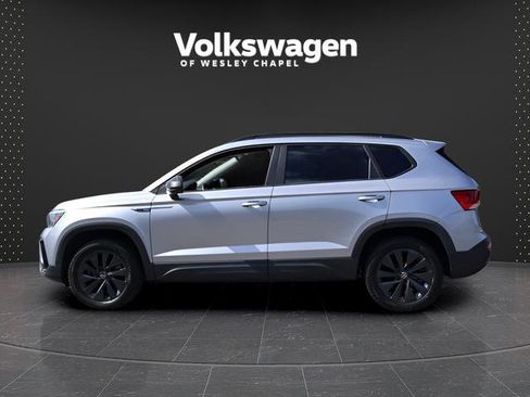 Certified 2023 Volkswagen Taos S FWD image 5