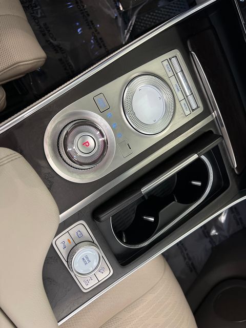 Used 2021 Genesis GV80 3.5T Advanced + AWD/4WD image 22