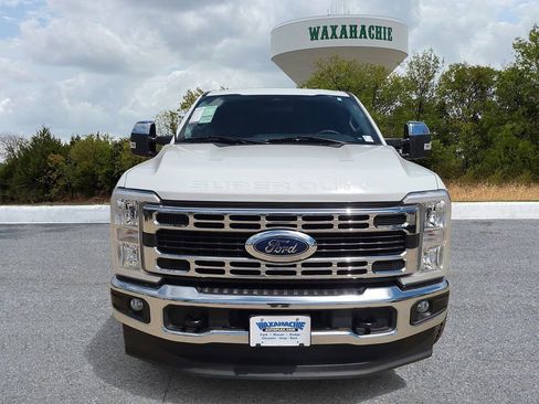 Used 2024 Ford F250 XLT w/ FX4 Off-Road Package image 2