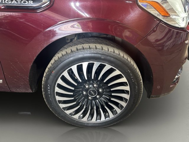 Used 2018 Lincoln Navigator L Black Label AWD/4WD image 26