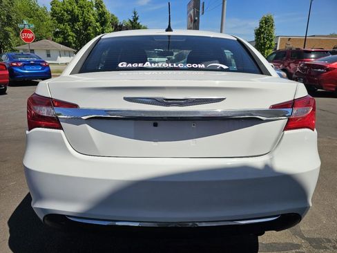 Used 2013 Chrysler 200 LX FWD image 10