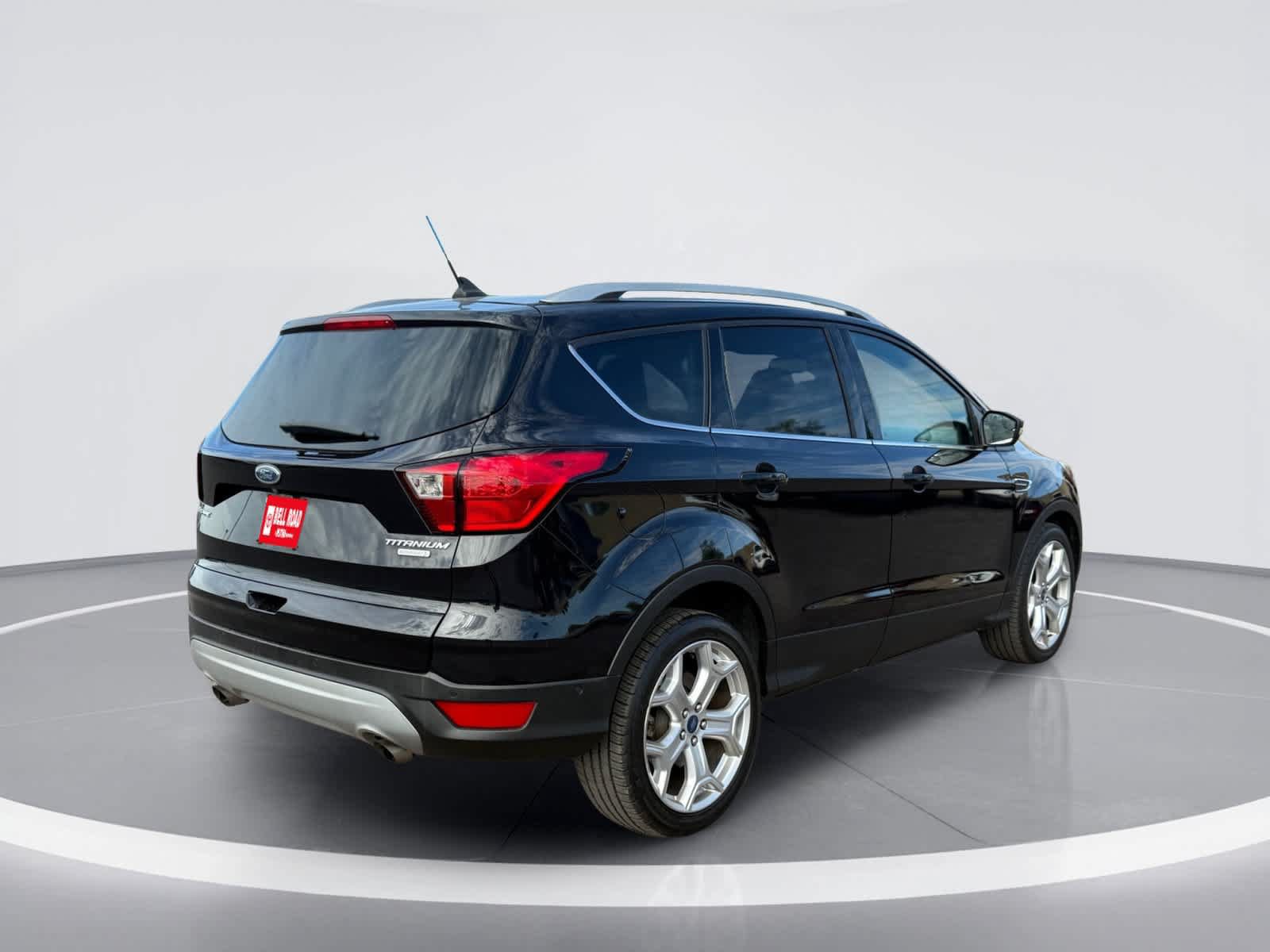 Used 2019 Ford Escape Titanium FWD image 6