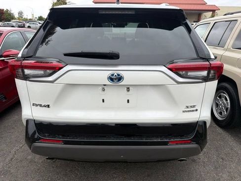 Used 2020 Toyota RAV4 XSE AWD/4WD image 7