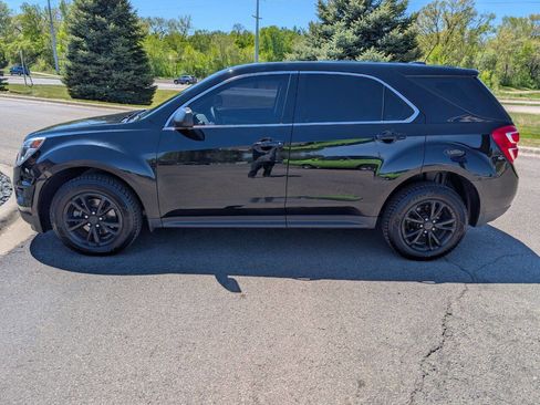 Used 2017 Chevrolet Equinox LS AWD/4WD image 6