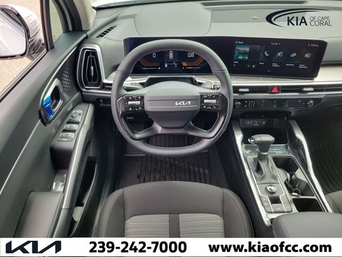 New 2026 Kia Sorento LX FWD image 15