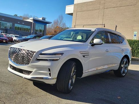 Used 2024 Genesis GV80 2.5T w/ Prestige Package image 10