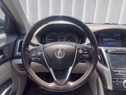Used 2016 Acura TLX FWD image 9