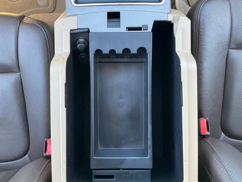 Used 2015 Ford F250 King Ranch w/ King Ranch w/Chrome Package image 33