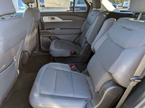 New 2026 Ford Explorer Active AWD/4WD image 16