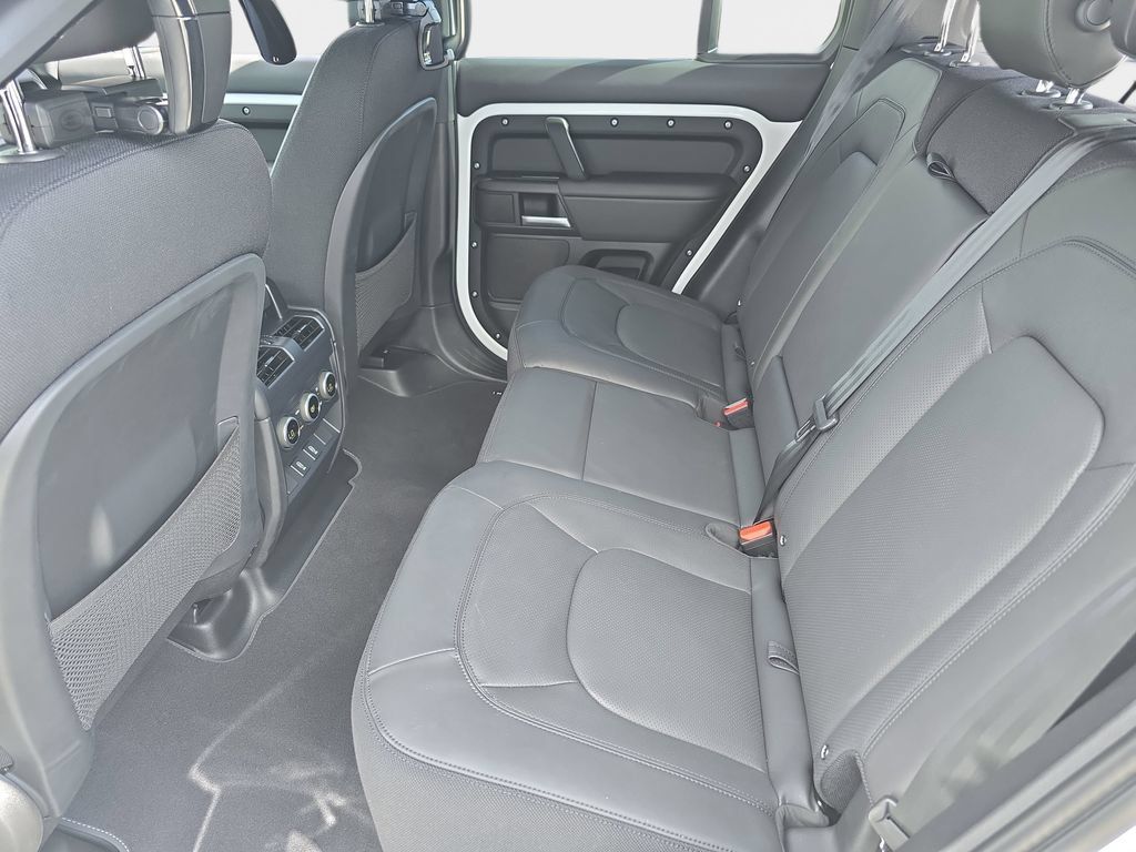 New 2026 Land Rover Defender 110 V8 AWD/4WD image 14