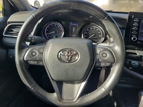 Used 2024 Toyota Camry SE FWD image 15