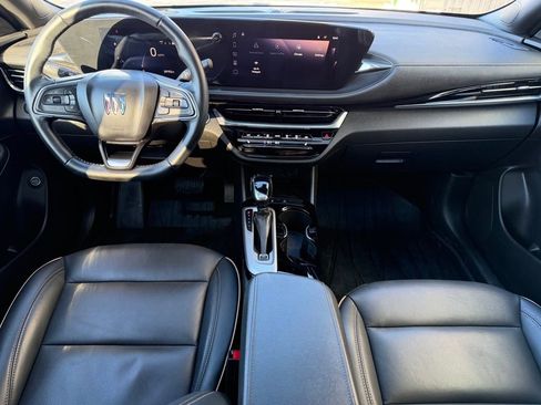 Used 2024 Buick Envista Avenir image 9