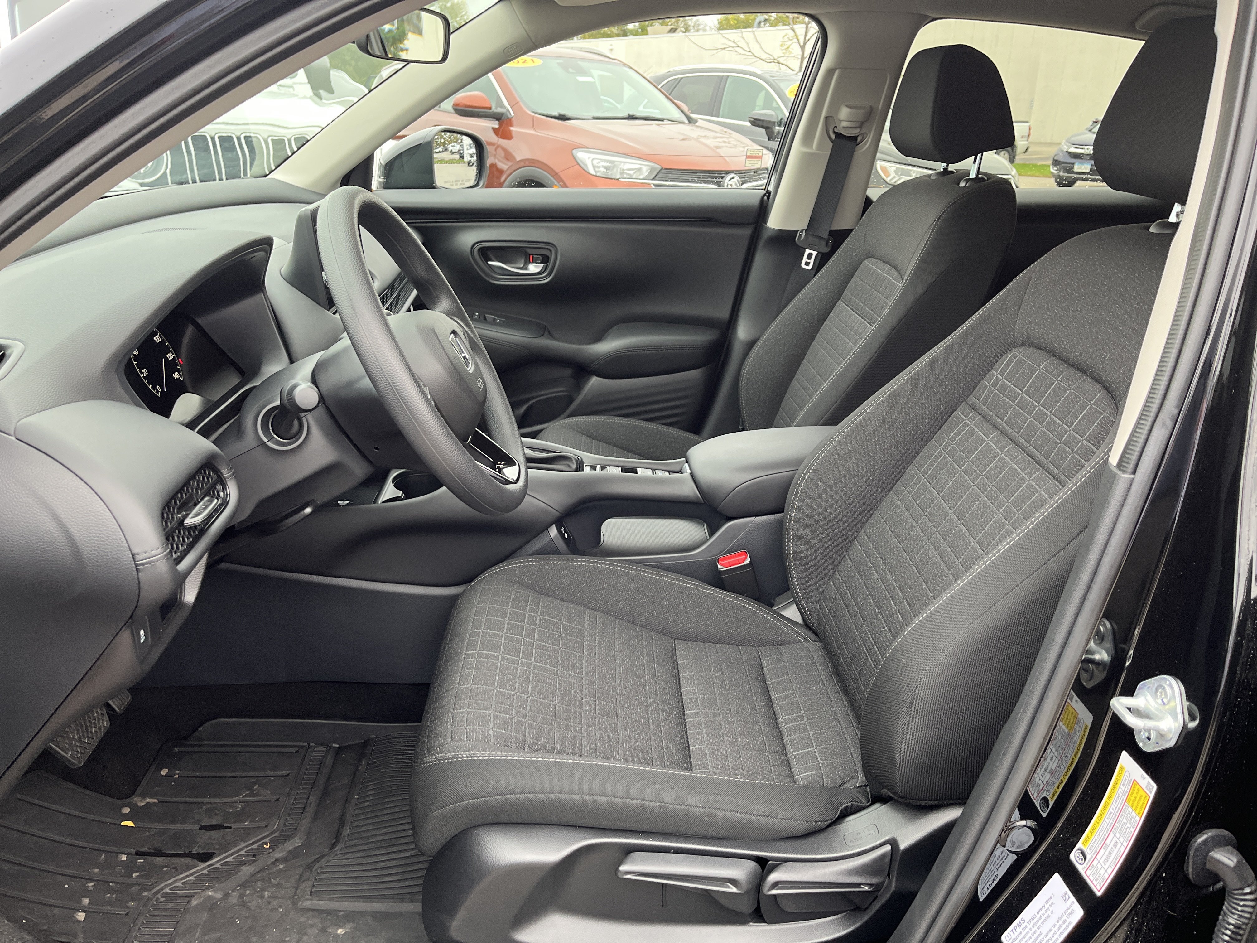 Used 2026 Honda HR-V LX image 18