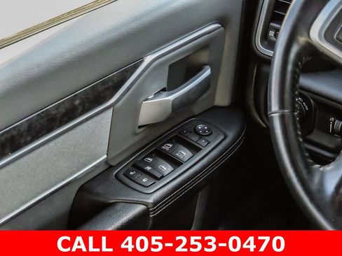 Used 2022 RAM 3500 Big Horn w/ Level C Equiment Group AWD/4WD image 33