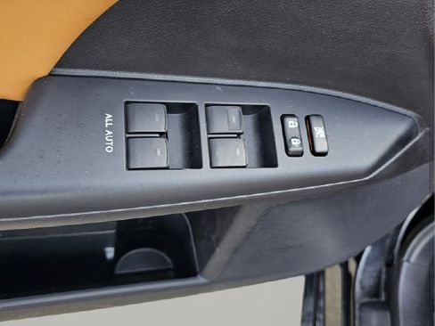 Used 2012 Lexus CT 200h Premium w/ Premium Audio Pkg image 29