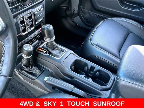 Used 2023 Jeep Wrangler Unlimited Sahara w/ Cold Weather Group image 17