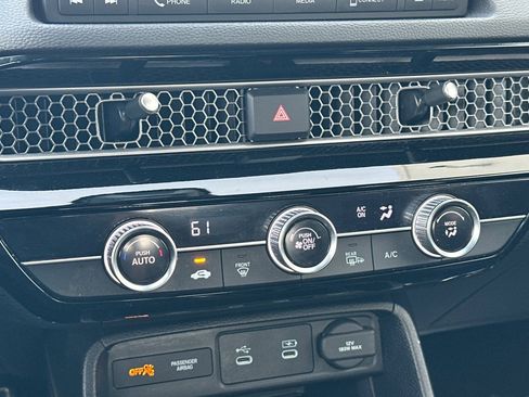 Used 2025 Honda Civic Sport image 22