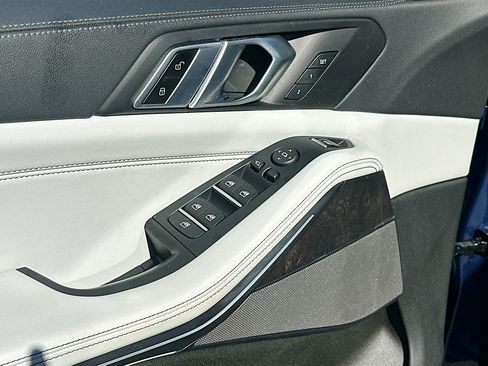 Certified 2023 BMW X5 sDrive40i w/ Premium Package image 18