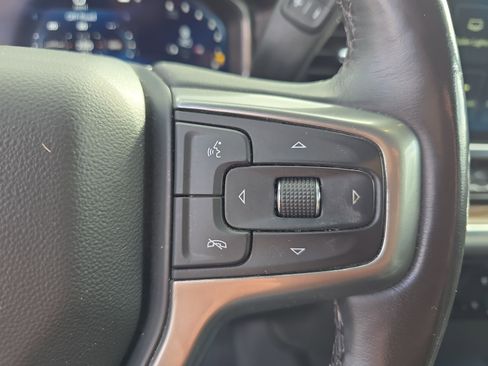 Used 2022 Chevrolet Silverado 1500 RST AWD/4WD image 25