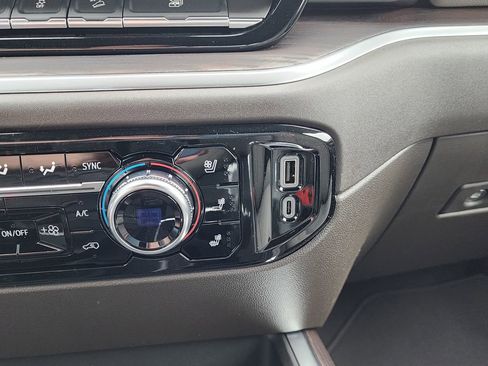 New 2026 GMC Sierra 1500 SLT w/ SLT Premium Plus Package image 29