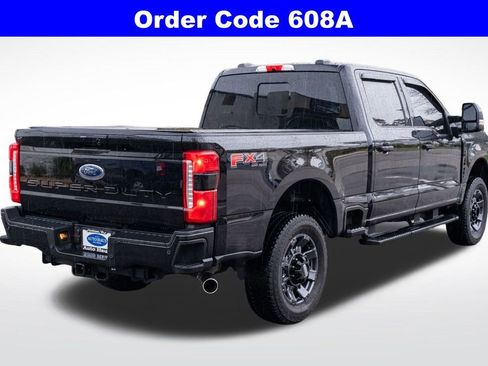 Used 2023 Ford F250 Lariat w/ Sport Appearance Package image 8