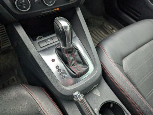 Used 2013 Volkswagen Jetta GLI Autobahn FWD image 19