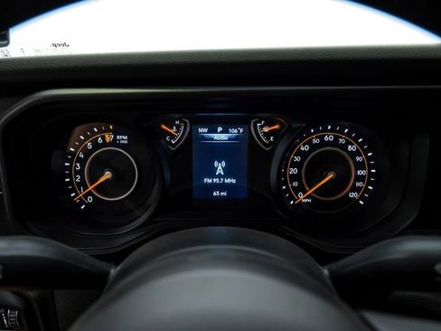 Used 2025 Jeep Gladiator Sport AWD/4WD image 57