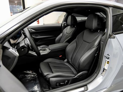 Used 2025 BMW M440i Coupe w/ Premium Package RWD image 44