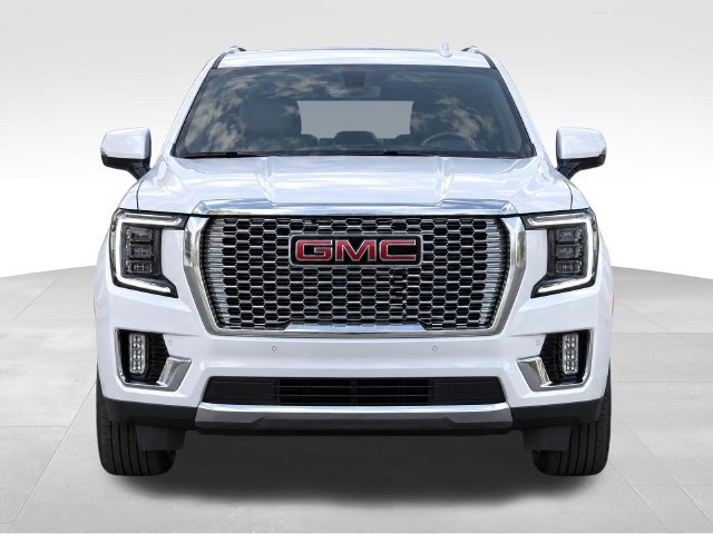 Used 2023 GMC Yukon XL Denali w/ Denali Reserve Package AWD/4WD image 5