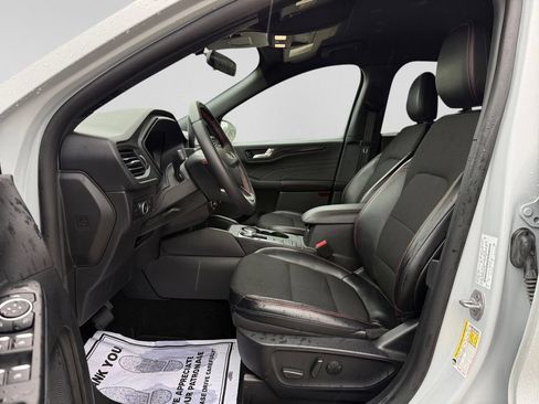 Used 2025 Ford Escape ST-Line Select AWD/4WD image 20