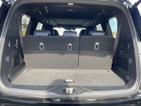 New 2026 INFINITI QX80 4WD w/ Sport Exterior Package image 28