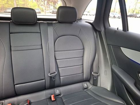 Used 2021 Mercedes-Benz GLC 300 4MATIC image 20