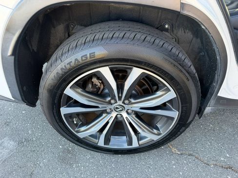 Used 2018 Lexus RX 450h AWD w/ Premium Package image 32