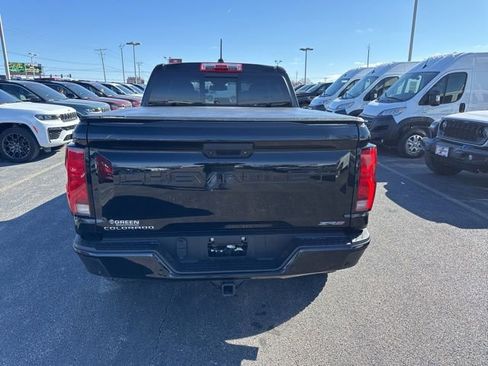 Used 2023 Chevrolet Colorado ZR2 w/ ZR2 Convenience Package III image 6